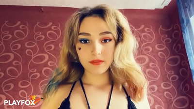 Les ulleres màgiques de realitat virtual em van donar sexe amb Harley Quinn